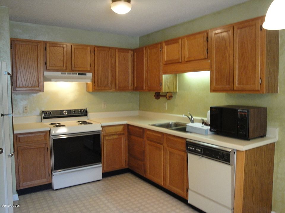 1st image of 600 35th Street N #102 Carriage Crossing