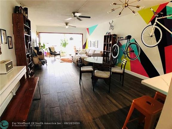 5th image of 1000 SW 12th St APT 211
