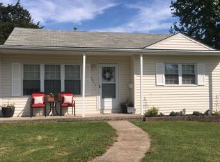 2813 Cherry St, Mount Vernon, IL 62864