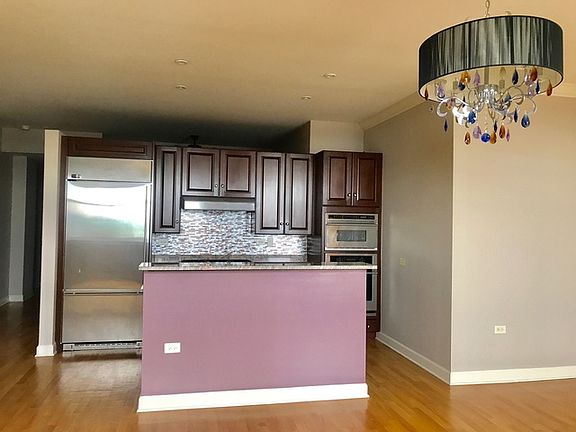 4th image of 310 S Michigan Ave Unit 1201