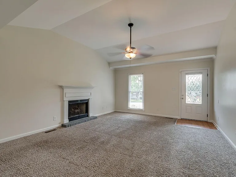 5002 Hairston Ct — Photo 4