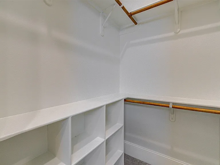 2769 Freund St — Photo 26