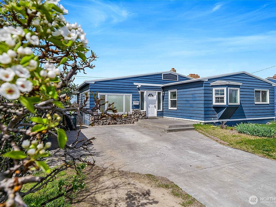 1st image of 952 S Juniper Drive