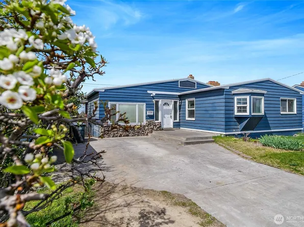 952 S Juniper Drive, Moses Lake, WA 98837