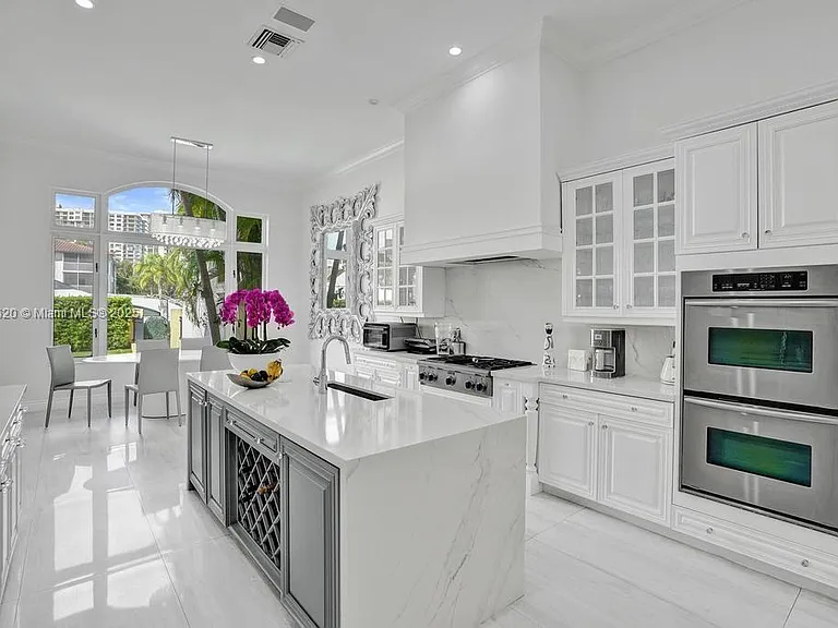 1516 Island Blvd — Photo 34