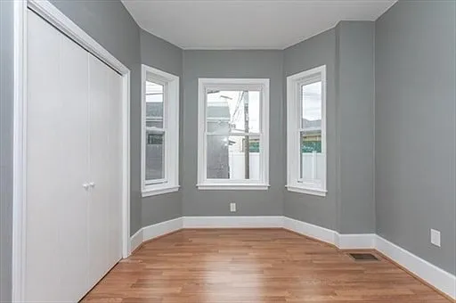 2 bed, 2.0 bath, 902 sqft, $2,500 — Photo 4