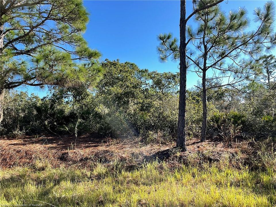 2nd image of 128 Eula Rd NW