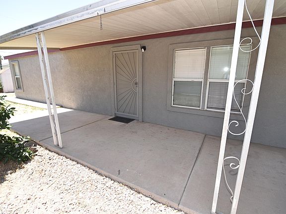 4th image of 3915 E Balsam Ave