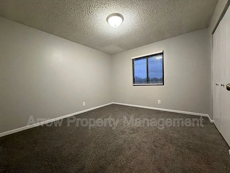 3405 Holdrege St #308 — Photo 9