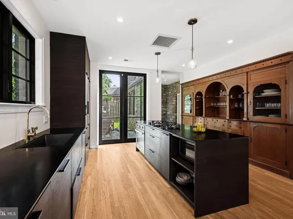 1623 Jonquil St NW, Washington, DC 20012