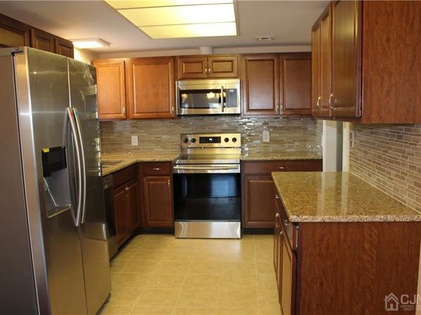 309-309 Sharon Way #B