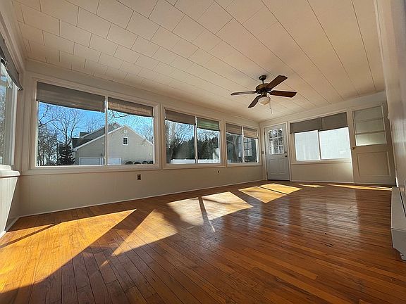 3rd image of 2700 Bray Ave