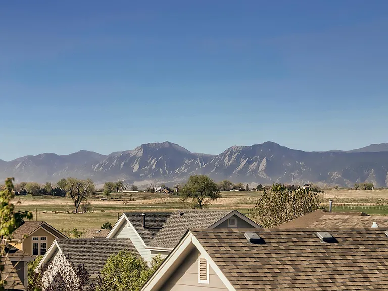 5702 Blue Mountain Cir — Photo 15
