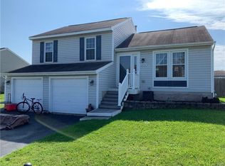 5231 Potenza Dr, Clay, NY 13041