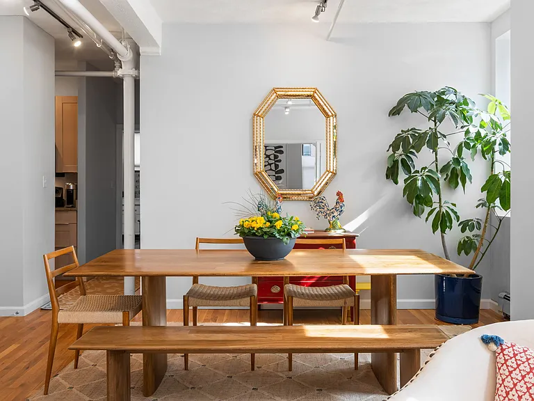 34 Plympton St #1 — Photo 7