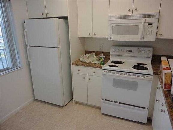 2nd image of 8550 N Sherman Cir APT 408