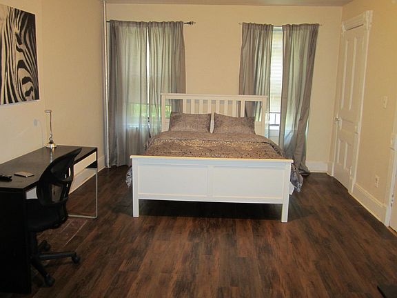 Master bed room