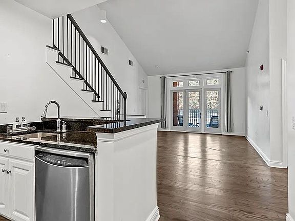 5th image of 7400 River Rd APT 442