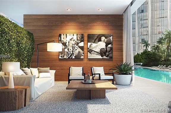 4th image of 2821 S Bayshore Dr Unit 4D