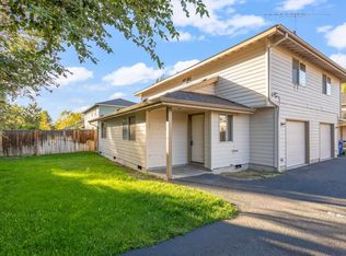 2943 SW 23rd St #2943, Redmond, OR 97756