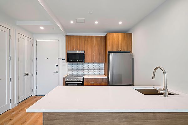 1st image of 68 Gold St Penthouse F