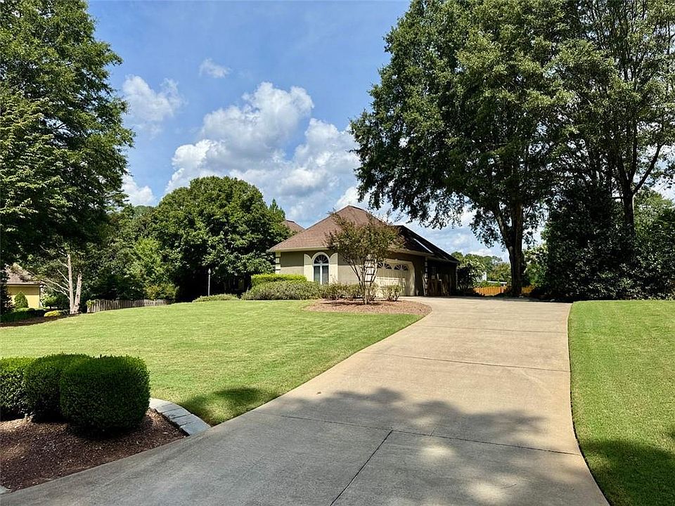 1st image of 5935 Polo Dr