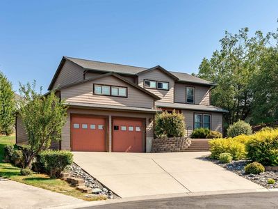 1933 Fletcher Pl, Moscow, ID, 83843
