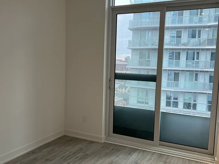 252 Church St #807 — Photo 23