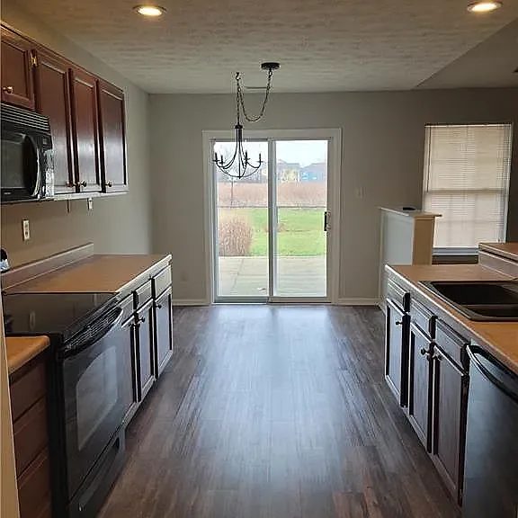 1528 Cherrywood Ct — Photo 11