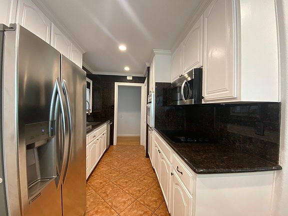 3rd image of 5372 McDonald Ave