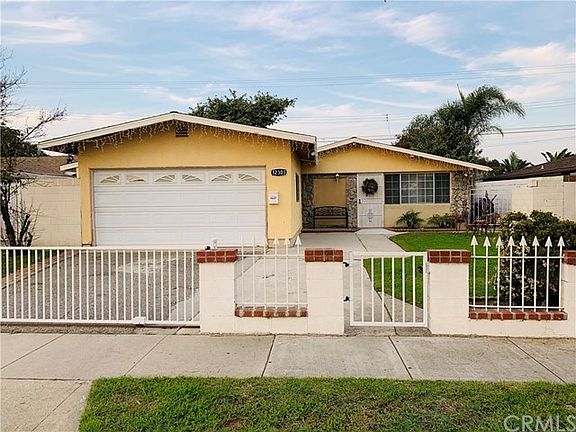 3rd image of 12303 Beaty Ave