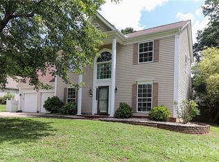 5012 Ashie Ave, Matthews, NC 28104