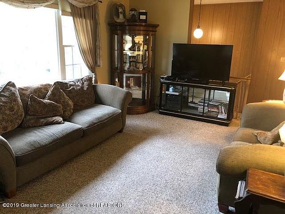 4th image of 6801 Kingdon Ave