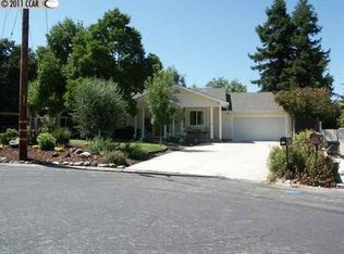 140 Chaucer Ct, Pleasant Hill, CA 94523