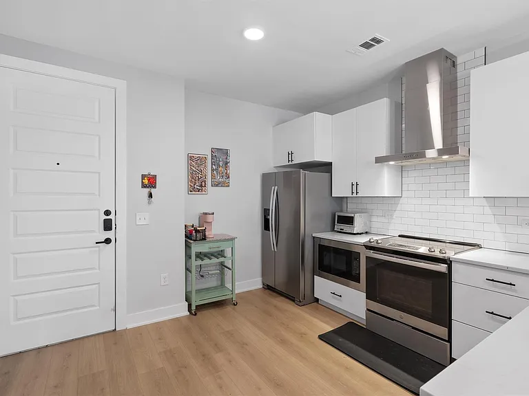 3101 Govalle Ave #210 — Photo 3