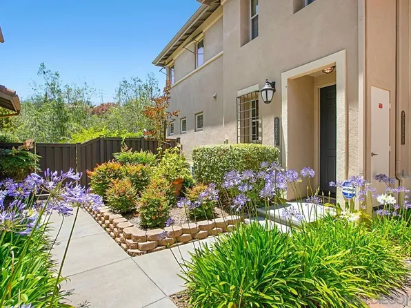 2820 Piantino Cir, San Diego, CA 92108