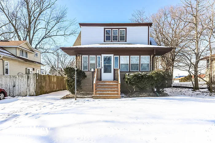18240 Grant St photo 1