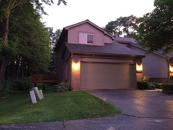 Exterior painted 2015