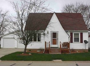 107 E State St, Bonduel, WI 54107