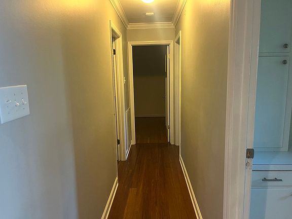 2nd image of 15333 Idlewild Rd