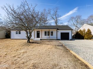 35 Bobwhite Ct, Forked River, NJ 08731