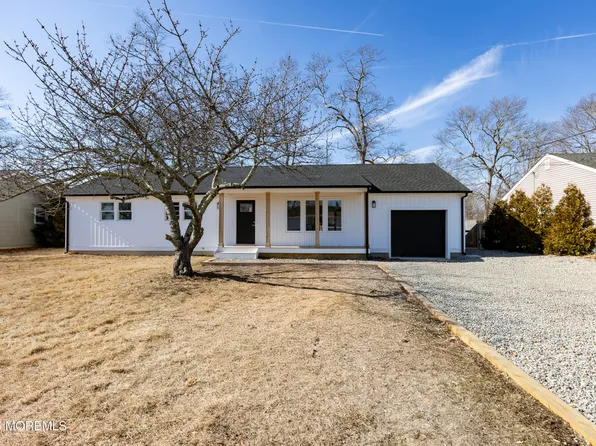 35 Bobwhite Court, Forked River, NJ 08731