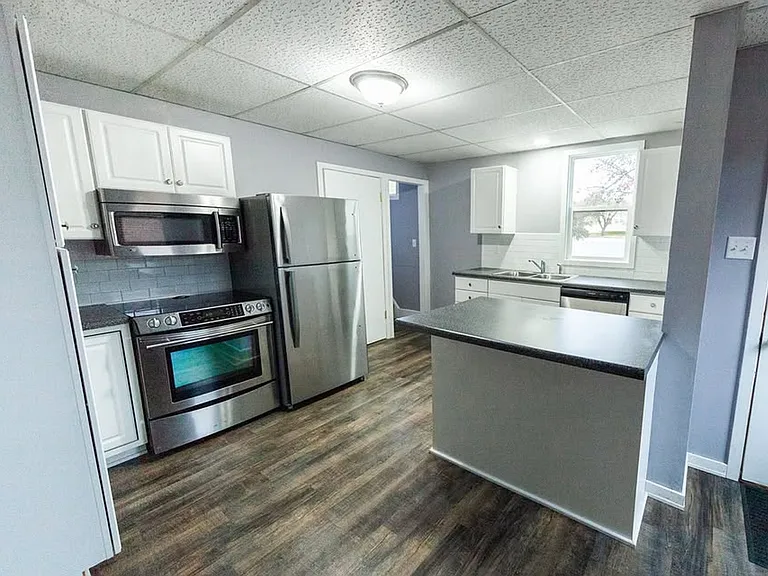 820 N Washington Ave — Photo 6