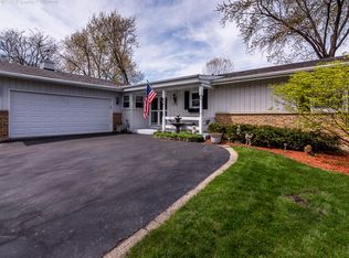 360 W Rosalie Ln, Palatine, IL