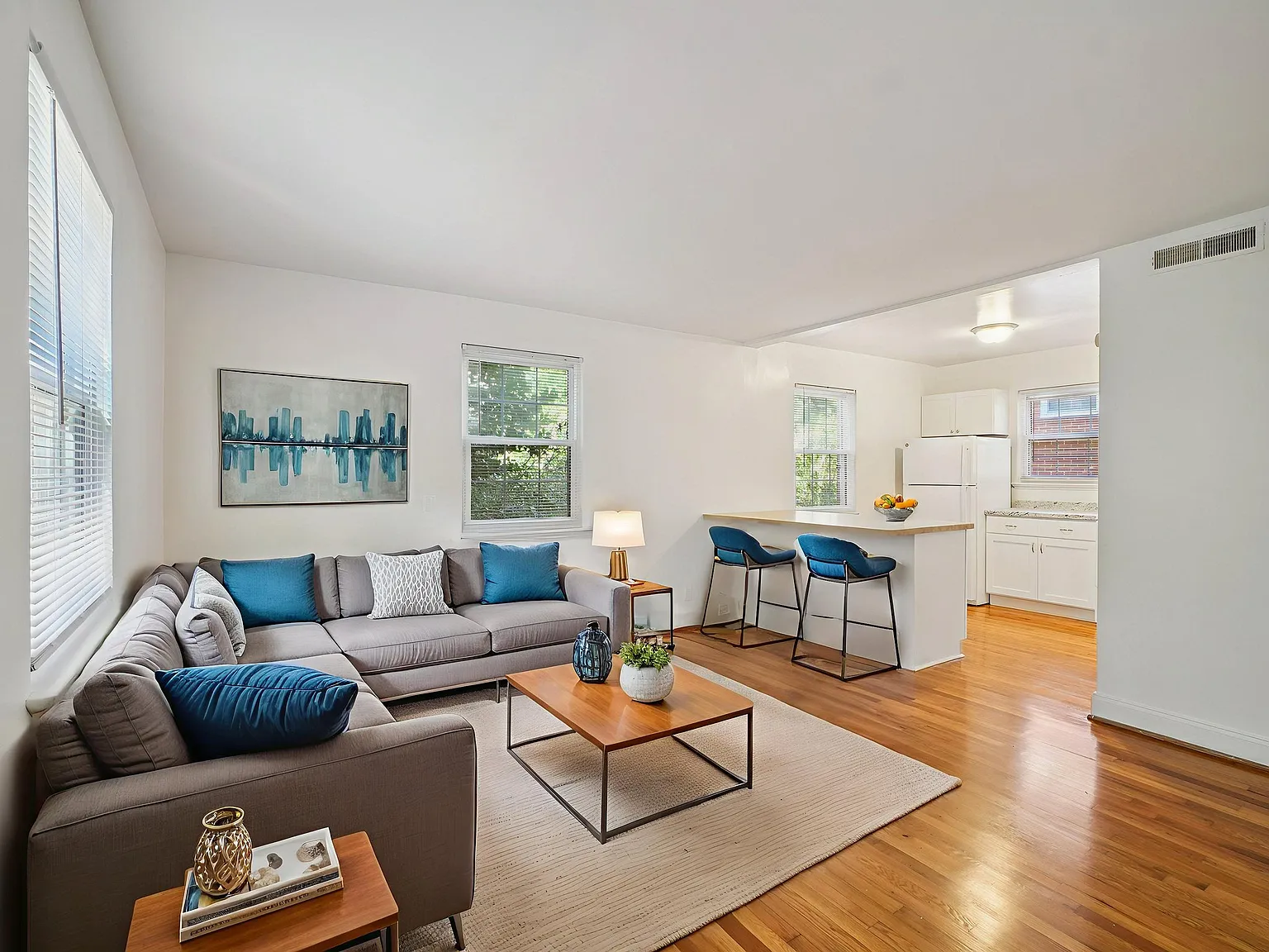 Trinity Park Apartments — Photo 3
