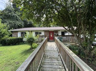 6616 Sedgefield Dr, Knoxville, TN 37923