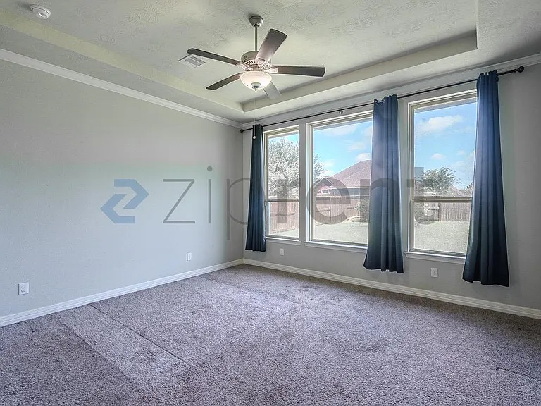 3543 Whitman Dr — Photo 15
