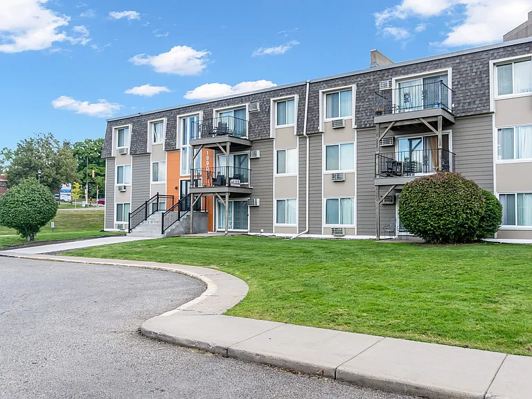 Terra Pointe Apartments — Photo 28