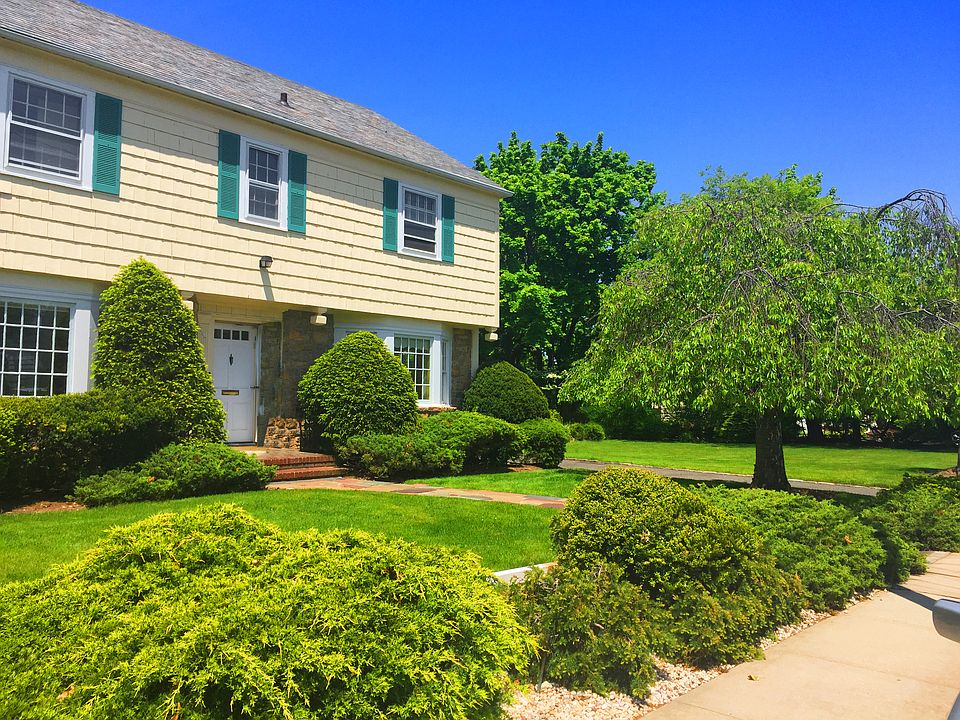 1st image of 988 Allen Ln
