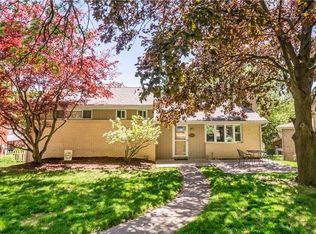 5051 Azalea Dr, Pittsburgh, PA 15236